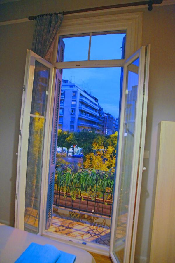 Ferienwohnung Antigonidon Skyline View Penthouse Thessaloniki Exterior foto