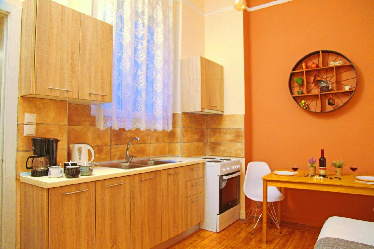 Ferienwohnung Antigonidon Skyline View Penthouse Thessaloniki Exterior foto